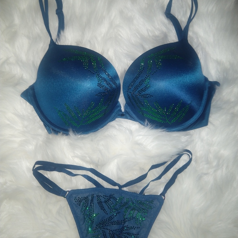 Very Sexy Push Up bra